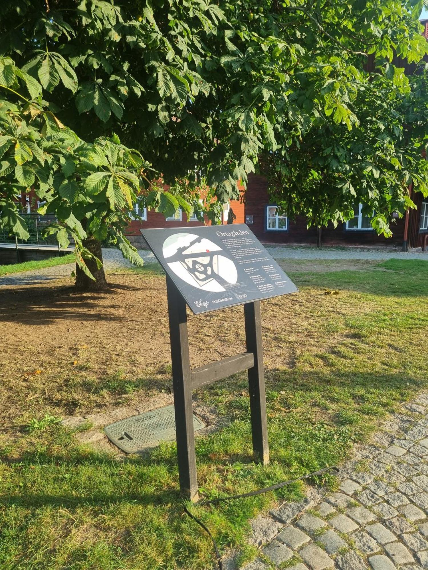 Garvaren Boendet Mitt I Gamla Stan I Eksjoe Exterior foto